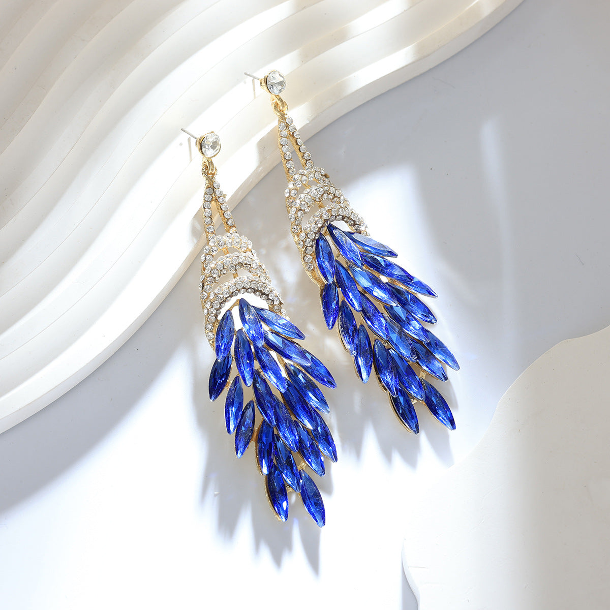 Elegant Long Tassel Earrings for Women - Light Luxury Style, Versatile Metallic Drop Earrings with High-End Chic and Graceful Appeal
