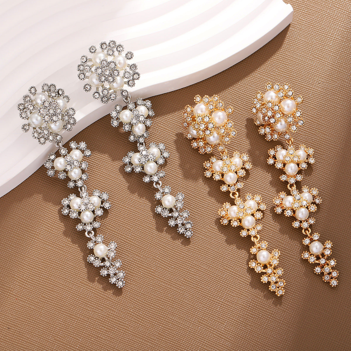 Classic Floral Tassel Earrings – Long Crystal and Pearl Dangles for a Bold, Fashionable Look