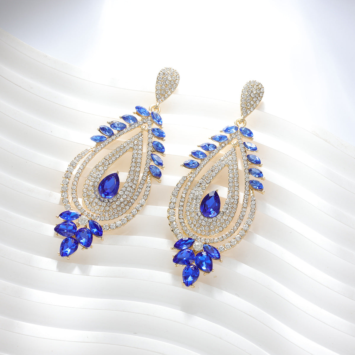Colorful Teardrop Earrings – Elegant Long Dangles with Sparkling Crystals for Everyday Chic and Luxurious Style